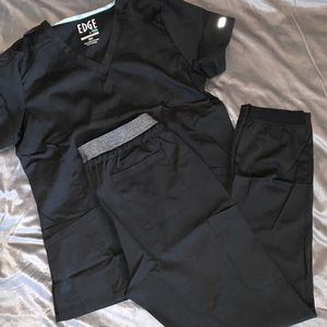 Women’s Small Scrub Set